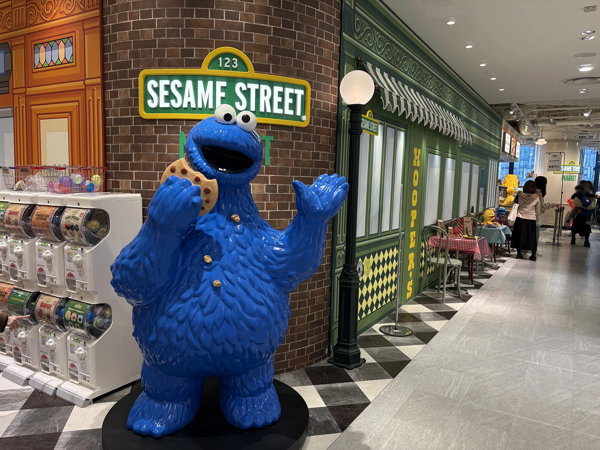 セサミの魅力がいっぱい！『セサミストリートマーケット阪神梅田本店』